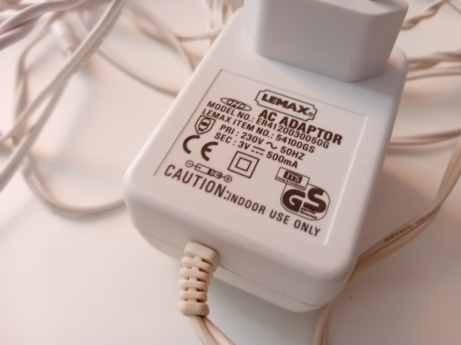 Lemax 3V adapter met 4 aansluitingen voor Kerstdorp, Ophalen of Verzenden