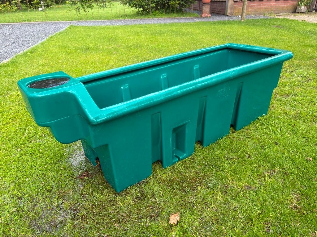 Suevia WT200 Weidedrinkdrinkbak 200liter met vlotter, Weidegang, 4 paarden of pony's of meer