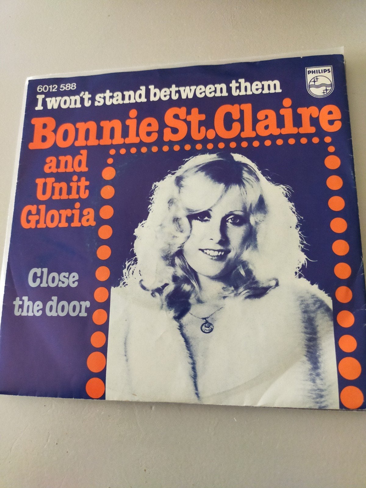 Bonnie St Claire , i won't stand between them, Ophalen of Verzenden, Zo goed als nieuw, Nederlandstalig