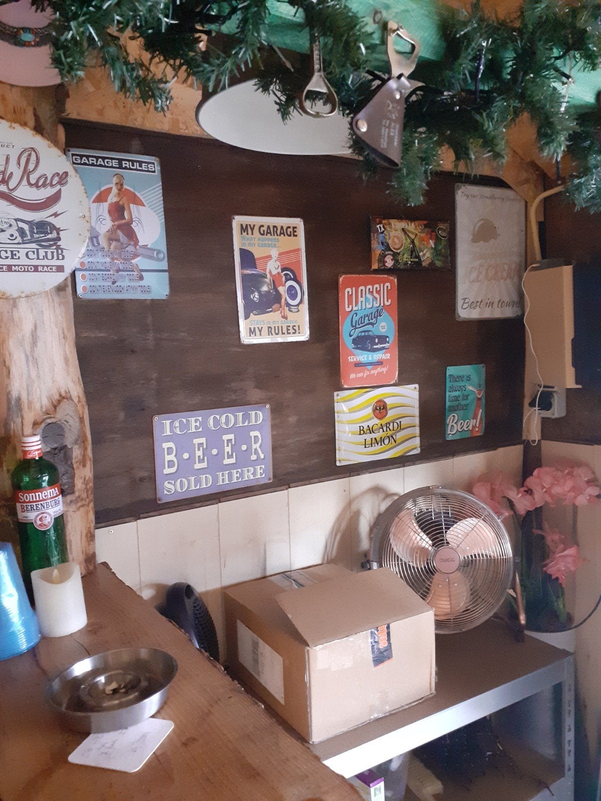 Mancave  - wegens verandering mooie borden, Ophalen, Gebruikt, Reclamebord