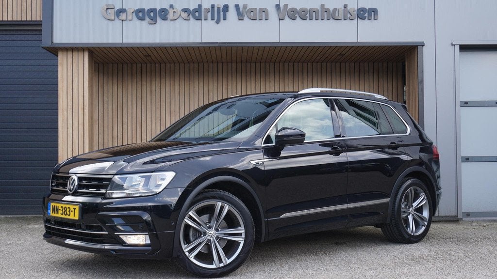 Volkswagen Tiguan 1.4 TSI 125PK 2x R-Line Navi 19inch LM Tre, Voorwielaandrijving, Automatische klimaatregeling, Gebruikt, Euro 6