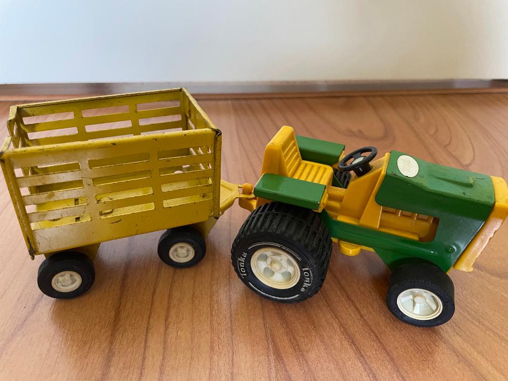 Tonka tractor met aanhanger vintage, Kinderen en Baby's, Speelgoed | Speelgoedvoertuigen, Ophalen, Gebruikt