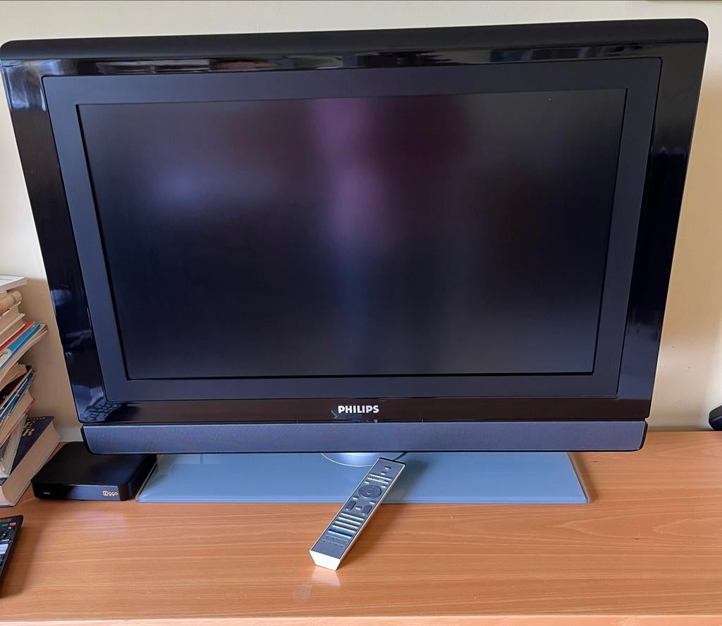 Philips Ambilight LED TV 32PF9641 met klassieke aansluitinge, Philips, 50 Hz, HD Ready (720p), Gebruikt
