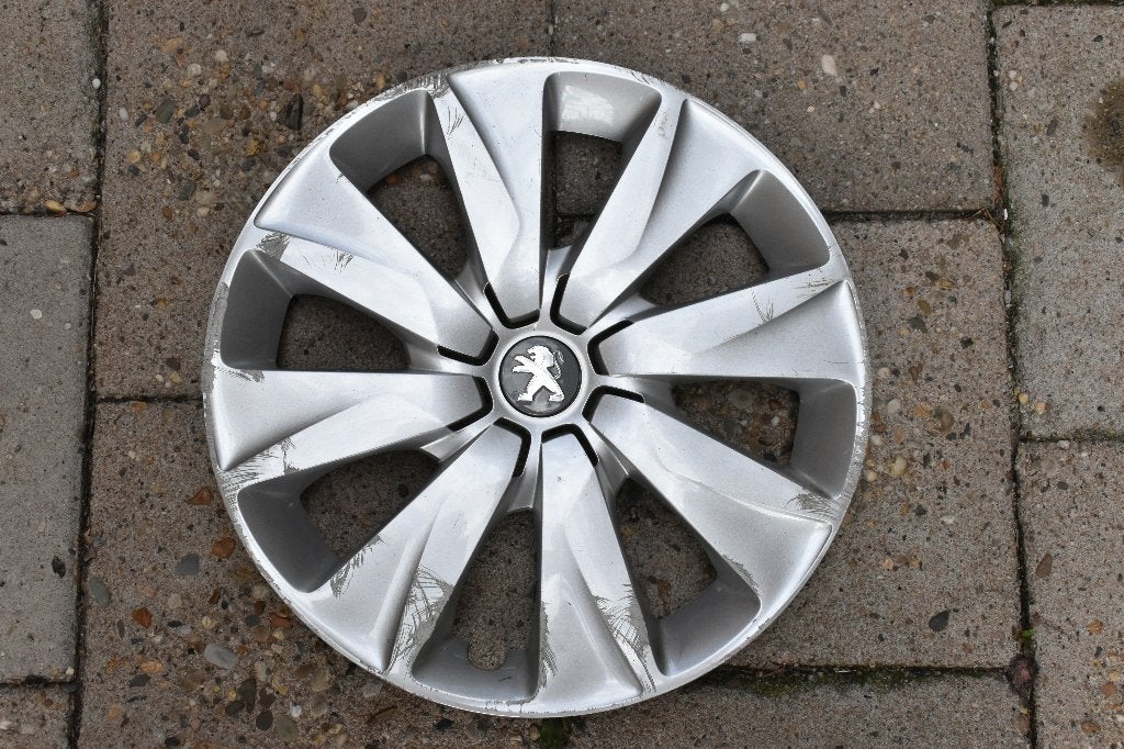 1 losse originele wieldop Peugeot 108 15 inch, Auto diversen, Wieldoppen, Ophalen of Verzenden, Gebruikt