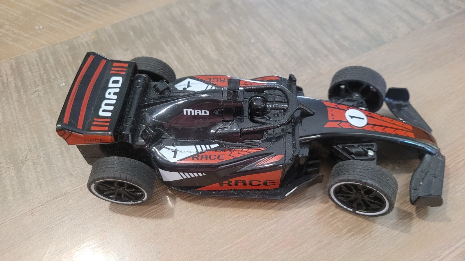 MAD RACE Formule 1 Speelgoedauto Zwart/Rood, Ophalen of Verzenden, Gebruikt