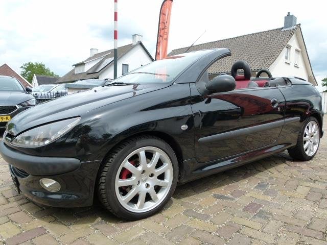 Peugeot 206 CC 1.6-16V, NWE APK/LEDEREN INTERIEUR/LMV, Voorwielaandrijving, Lederen bekleding, Gebruikt, Zwart