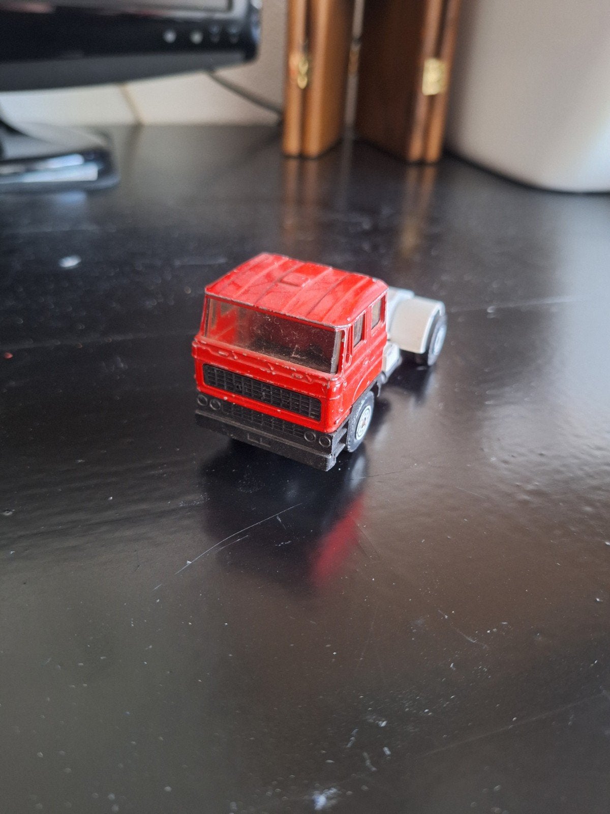 Vintage Solido DAF Truck Miniatuur - Rood/Wit, Ophalen of Verzenden, Gebruikt, Bus of Vrachtwagen