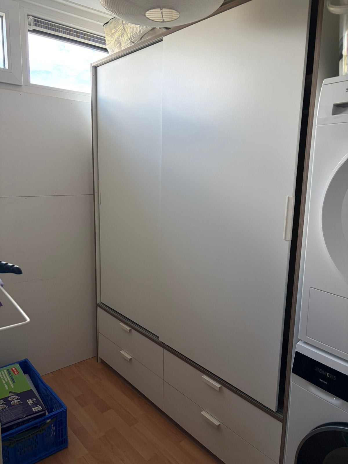 Ikea keding kast met schuifdeuren, Overige materialen, Gebruikt, 150 tot 200 cm, Ophalen of Verzenden