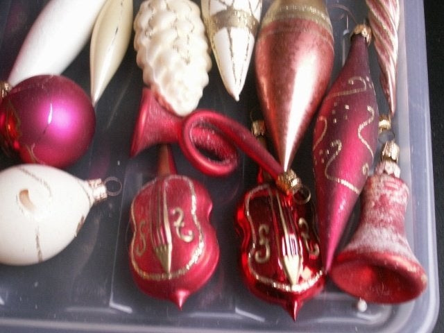 27 oude glazen kerstballen in div kleuren + vormen rood goud, Ophalen of Verzenden, Zo goed als nieuw