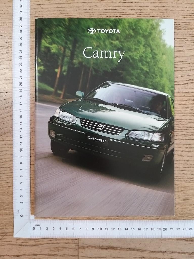 Toyota Camry brochure 1998, Ophalen of Verzenden, Gelezen, Toyota