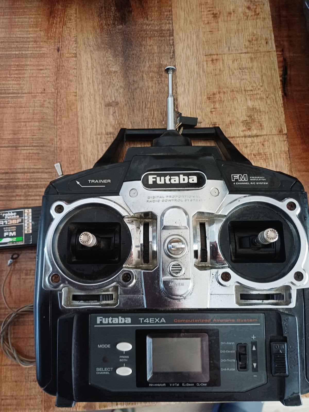 Futaba T4EXA 49 MHz Zender en Robbe R136F Ontvanger, Ophalen of Verzenden, Gebruikt