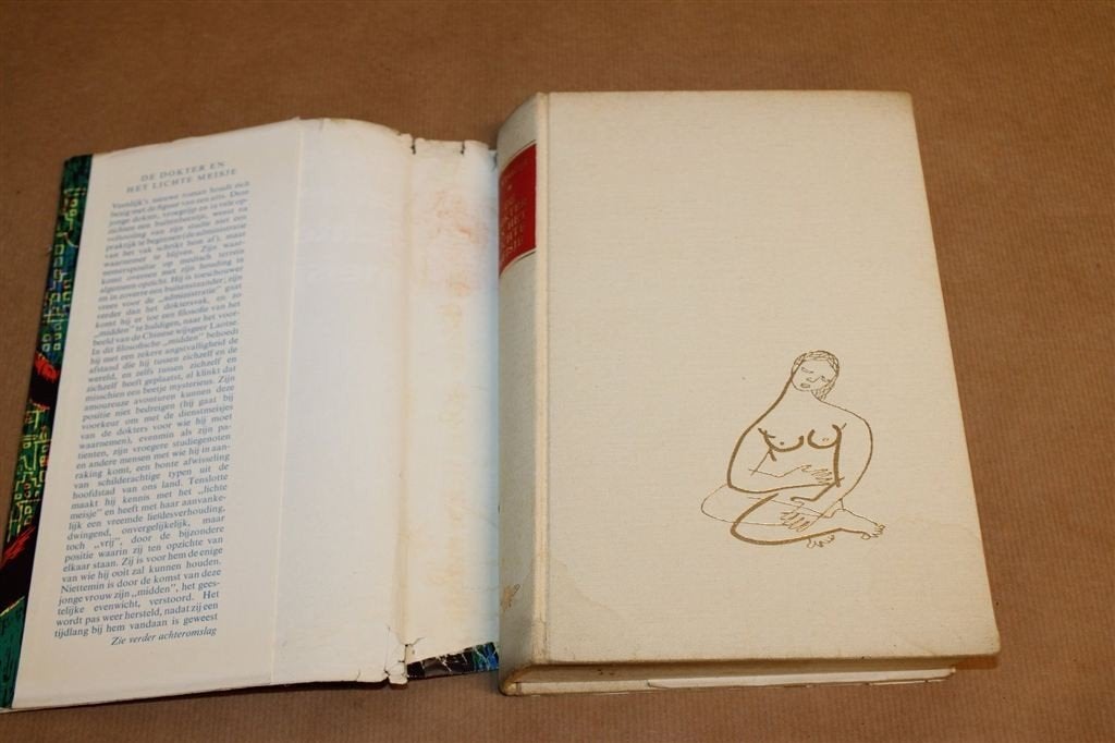 De Dokter en het Lichte Meisje — Vestdijk, 4e Druk 1952, Ophalen of Verzenden, Gelezen
