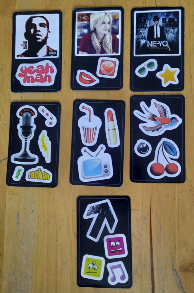 STARS & TUNES STICKERS, Verzamelen, Ophalen of Verzenden, Zo goed als nieuw