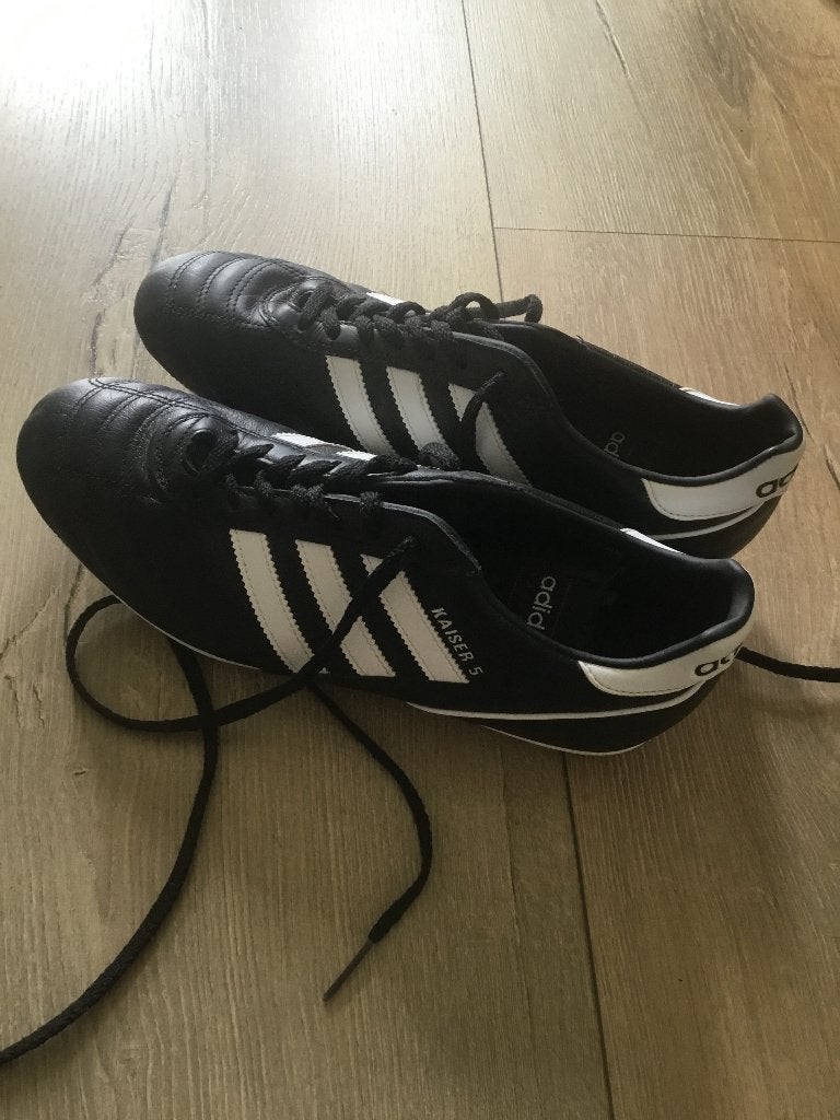 Adidas Kaiser Liga, Verzenden, Maat XS of kleiner, Schoenen, Zo goed als nieuw