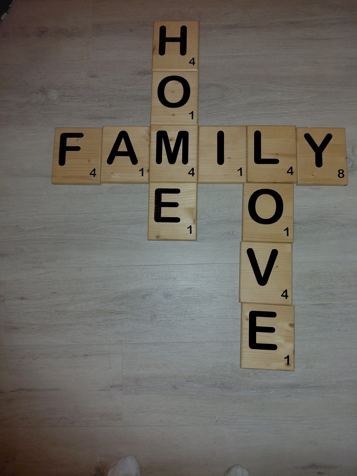 12 Houten Scrabble Letters - 12.5x15cm per letter, Ophalen of Verzenden, Gebruikt, Hout