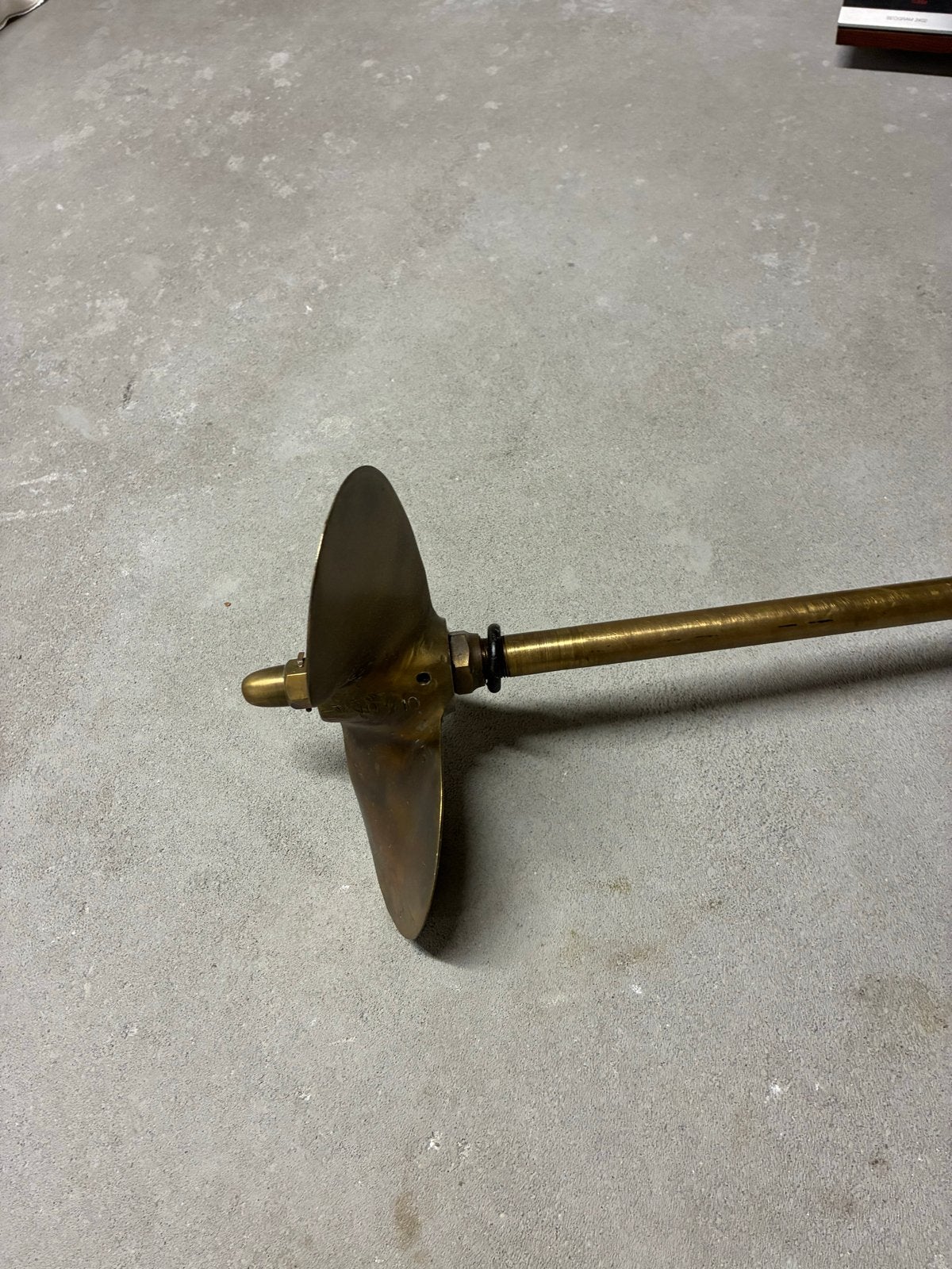 Bronzen scheepsschroef met schroefas, Ophalen, Gebruikt, Motor en Techniek