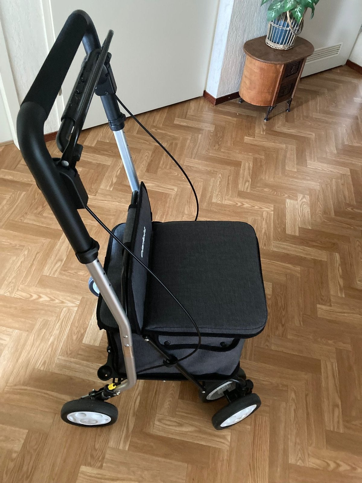 Calett Boodschappen Trolley Rollator, Ophalen, Zo goed als nieuw