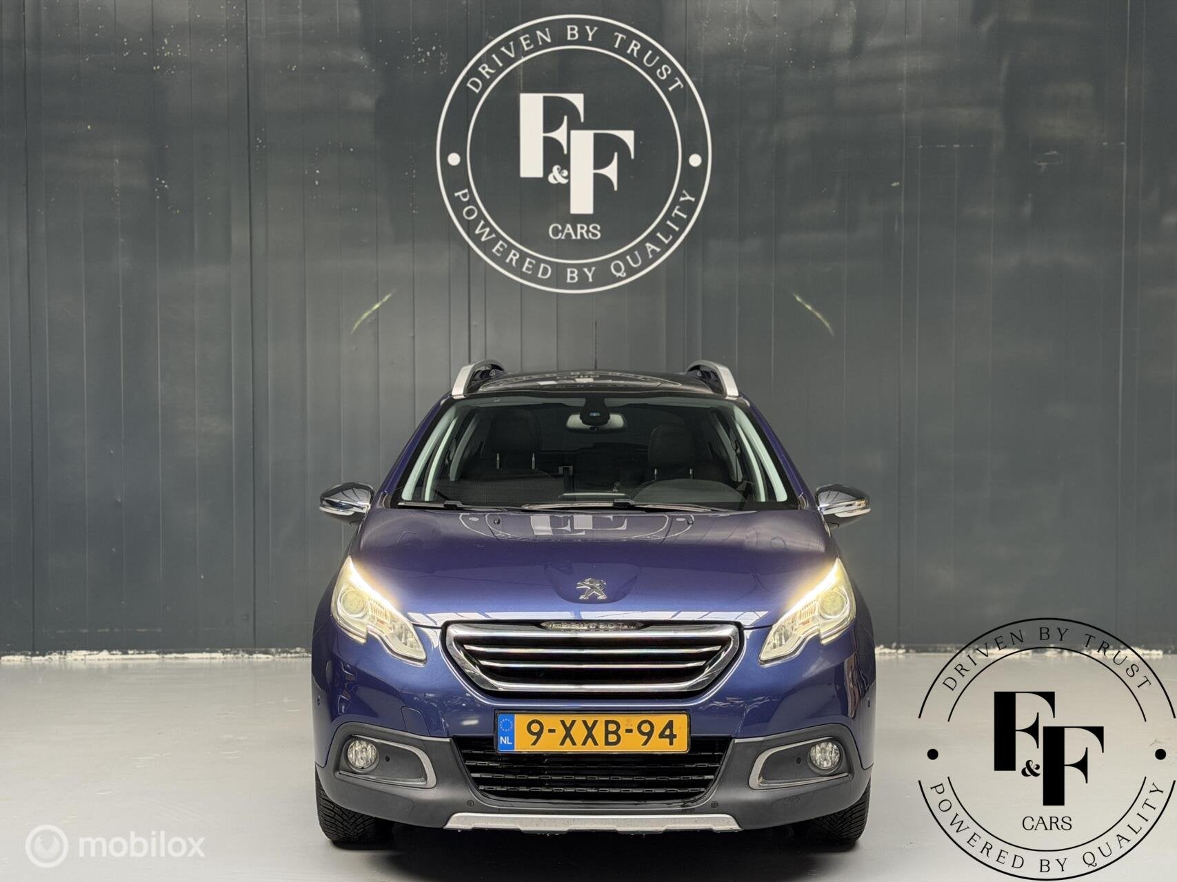 Peugeot 2008 1.2 PureTech|Panodak|Camera|Carplay|Cruise, 450 kg, Euro 6, 1199 cc, 770 kg