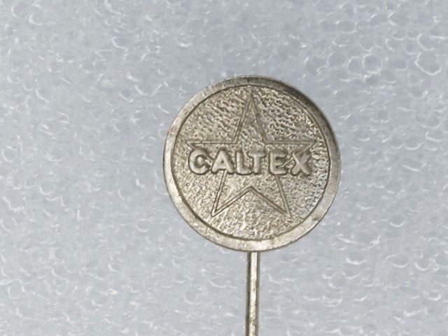 SP2162 Speldje Caltex, Verzamelen, Ophalen of Verzenden, Gebruikt, Overige onderwerpen