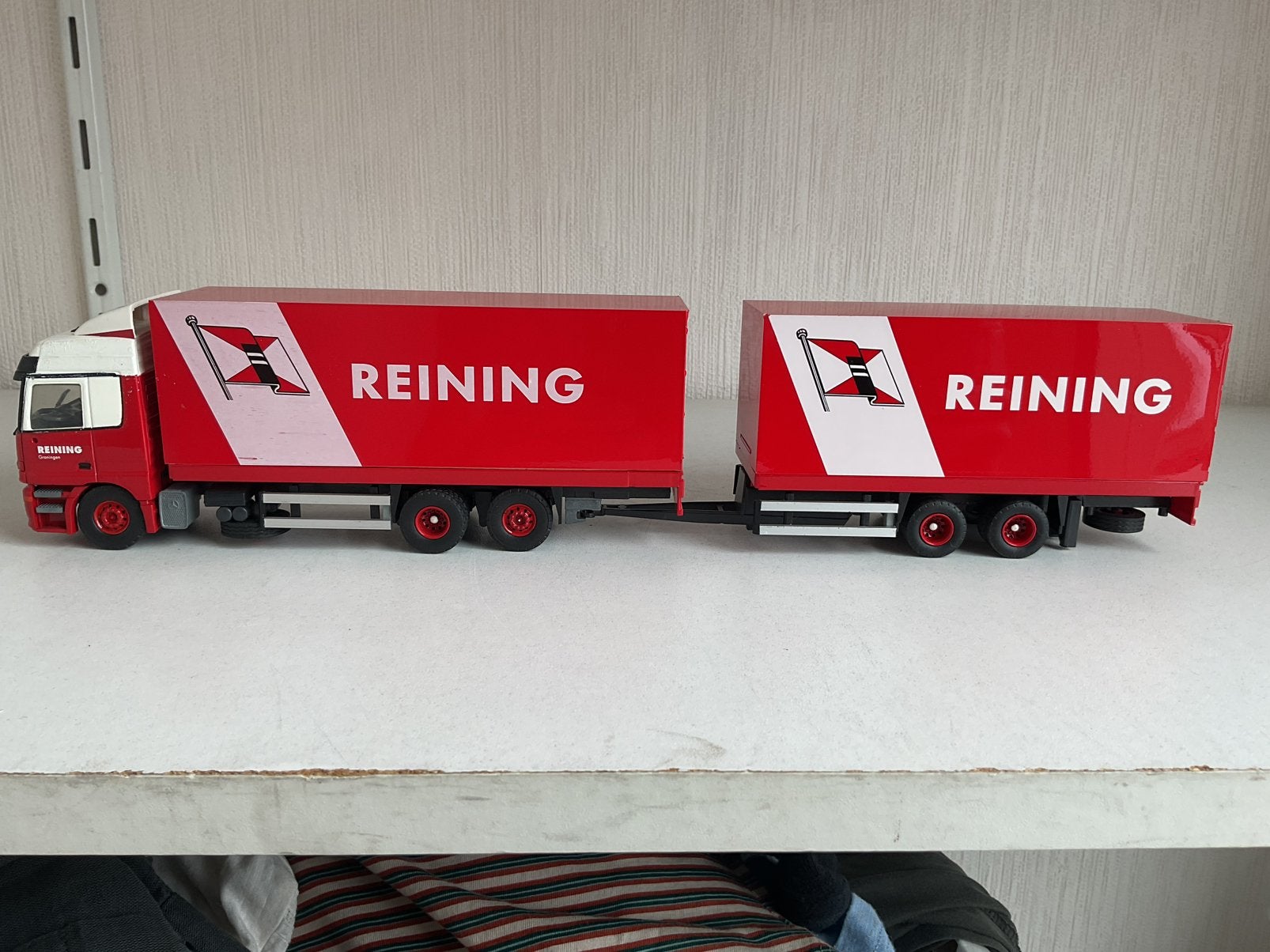 Tekno Mercedes  Benz reining met wipkar, Hobby en Vrije tijd, Ophalen of Verzenden, Zo goed als nieuw, Bus of Vrachtwagen, Tekno