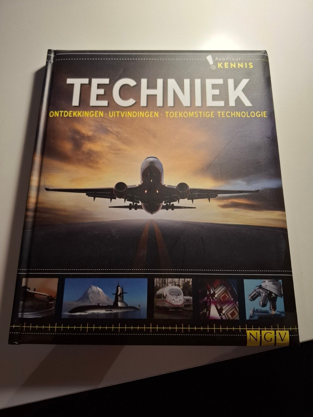 Techniek: Ontdekkingen, Uitvindingen, Toekomst Technologie, Ophalen, Zo goed als nieuw, Overige onderwerpen, Onbekend