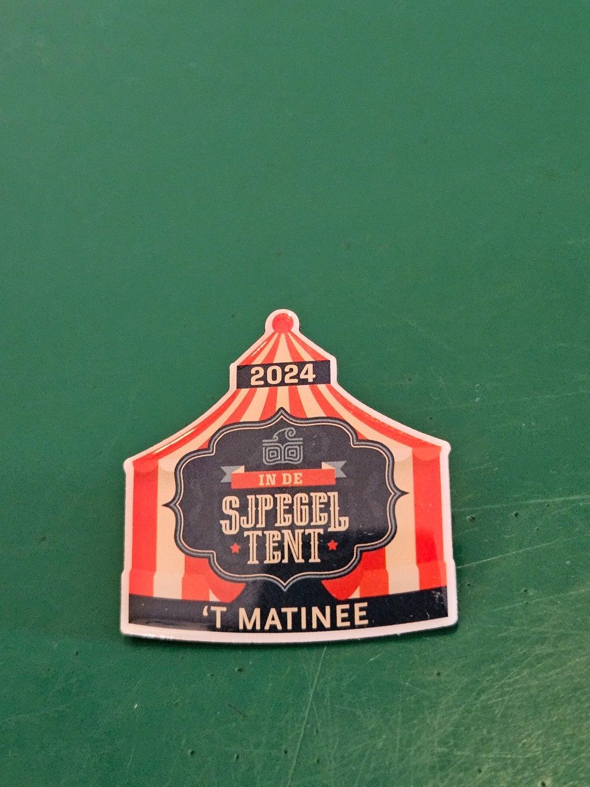 Carnavals Pins en Speldjes - Diverse Jaren en Thema's, Verzamelen, Speldjes, Pins en Buttons, Verzenden, Gebruikt, Overige onderwerpen