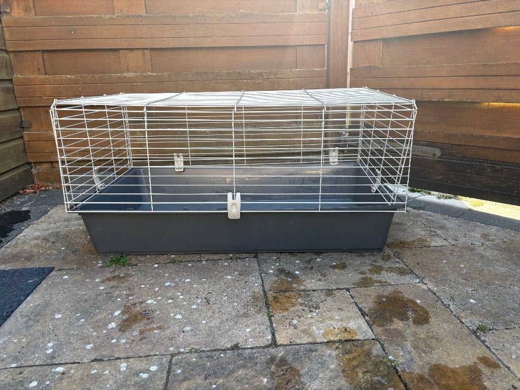 Ferplast konijnenhok (circa 100cm x 55cm), Dieren en Toebehoren, Ophalen, 90 cm of meer, Hok, 110 cm of meer