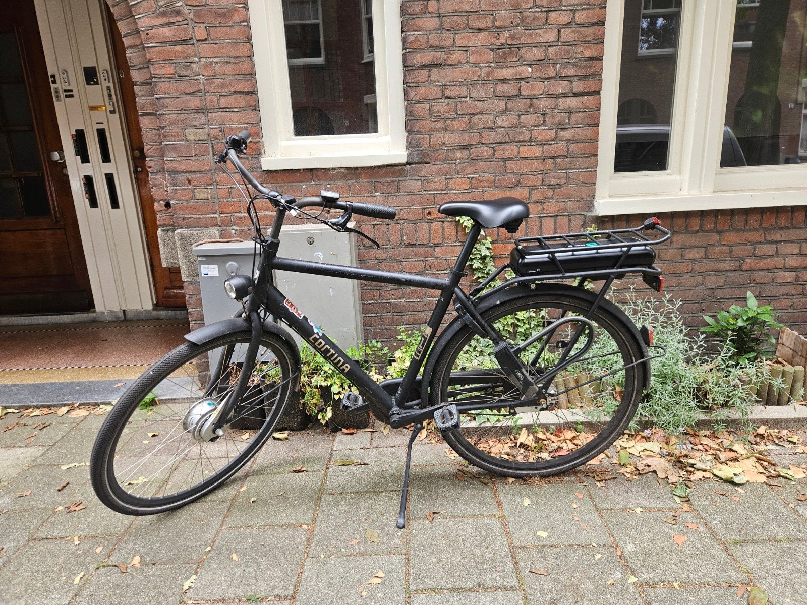 Cortina E-U1 RB3 E-bike Black Matt + bijna nieuwe 560Wh accu, Fietsen en Brommers, Elektrische fietsen, Ophalen, Gebruikt, Cortina