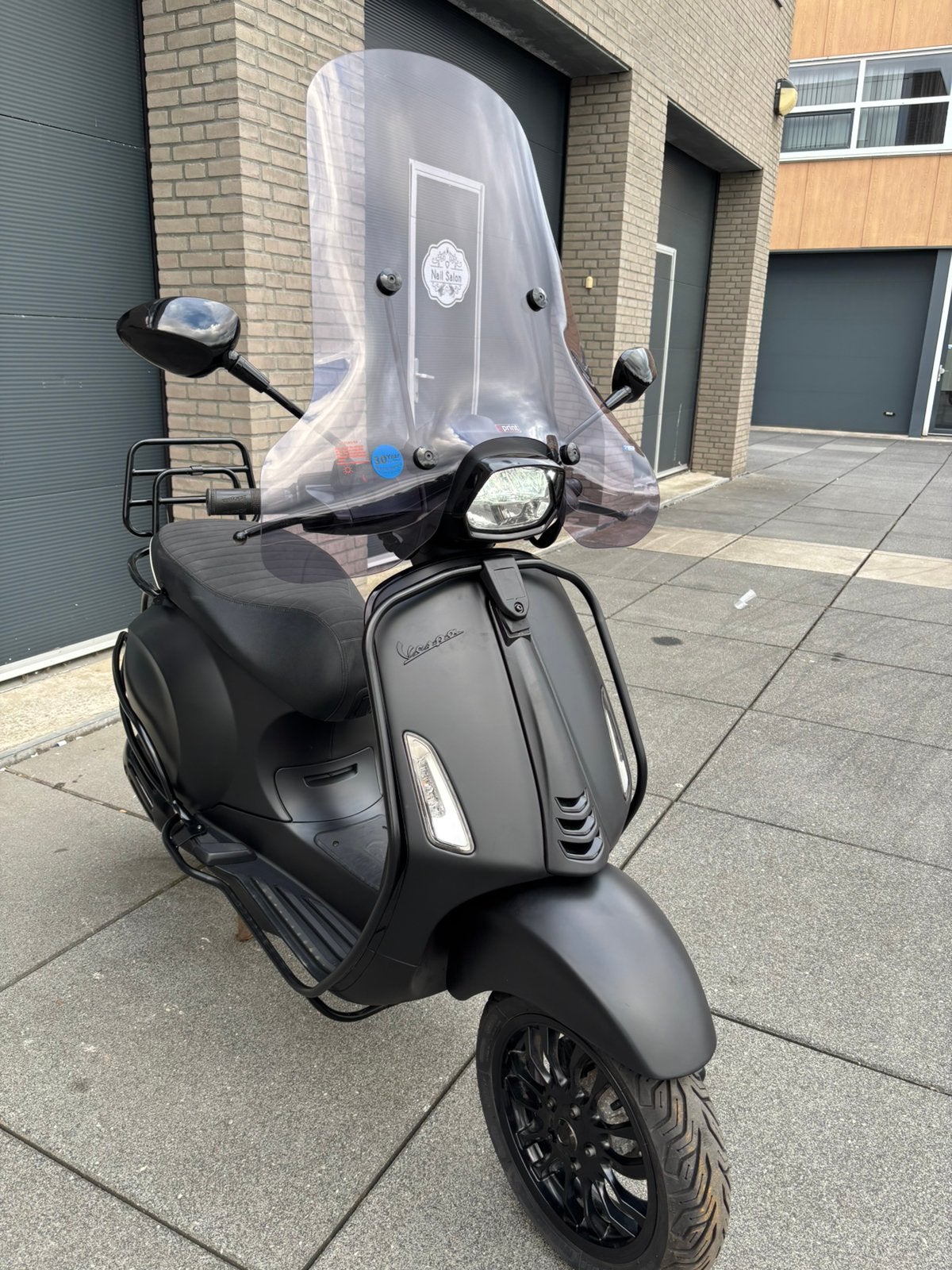 Vespa sprint 2020 1ste eigenaar 6 duizend km beugels ledjes, Ophalen of Verzenden, Zo goed als nieuw, Benzine, Overige modellen