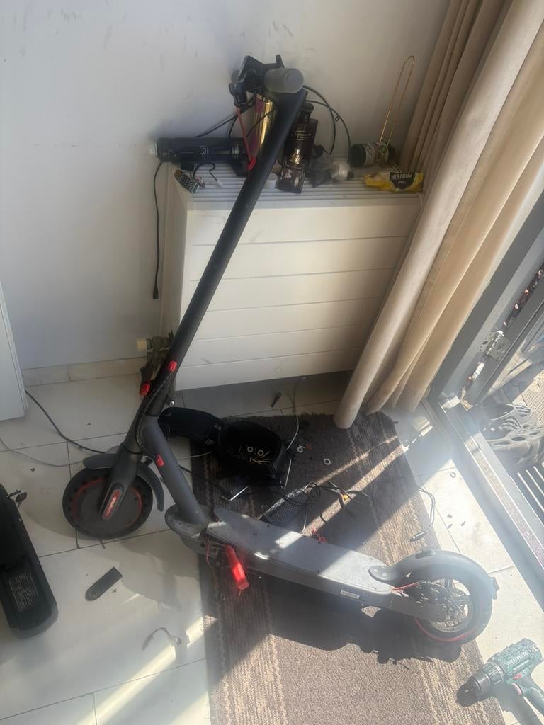 e step 05 erro, Fietsen en Brommers, Steps, Ophalen, Zo goed als nieuw, Elektrische step (E-scooter)