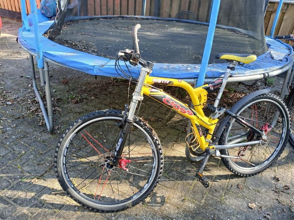 Gele Volwassen Mountainbike - Motiv Cross, Gebruikt, Schijfrem, 53 tot 57 cm, Ophalen