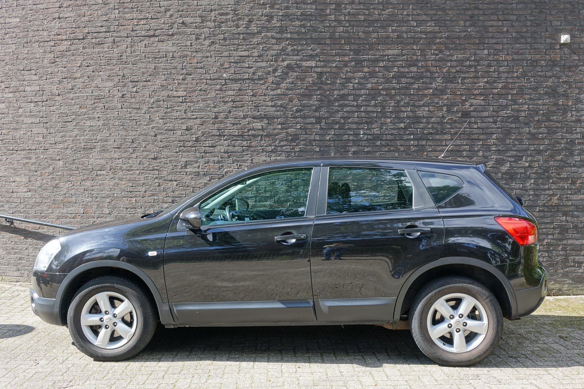 Nissan QASHQAI 1.6 Acenta, airco keurige auto (bj 2007), Voorwielaandrijving, 1272 kg, 15 km/l, Gebruikt