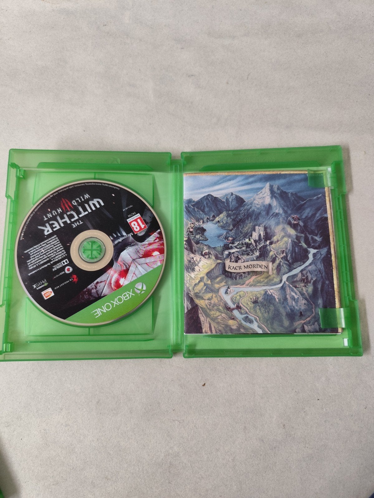 The Witcher 3: Wild Hunt - Xbox One (Zo goed als nieuw), Ophalen of Verzenden, Zo goed als nieuw, Xbox One