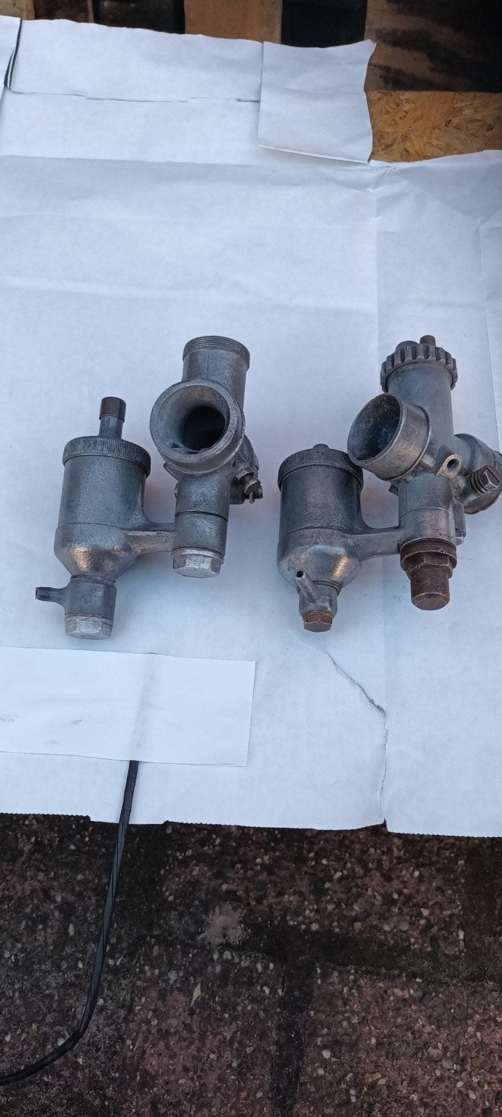 2 x bing 20 mm carburateur   brommer kreidler zundapp, Fietsen en Brommers, Ophalen, Carburateur, Overige merken