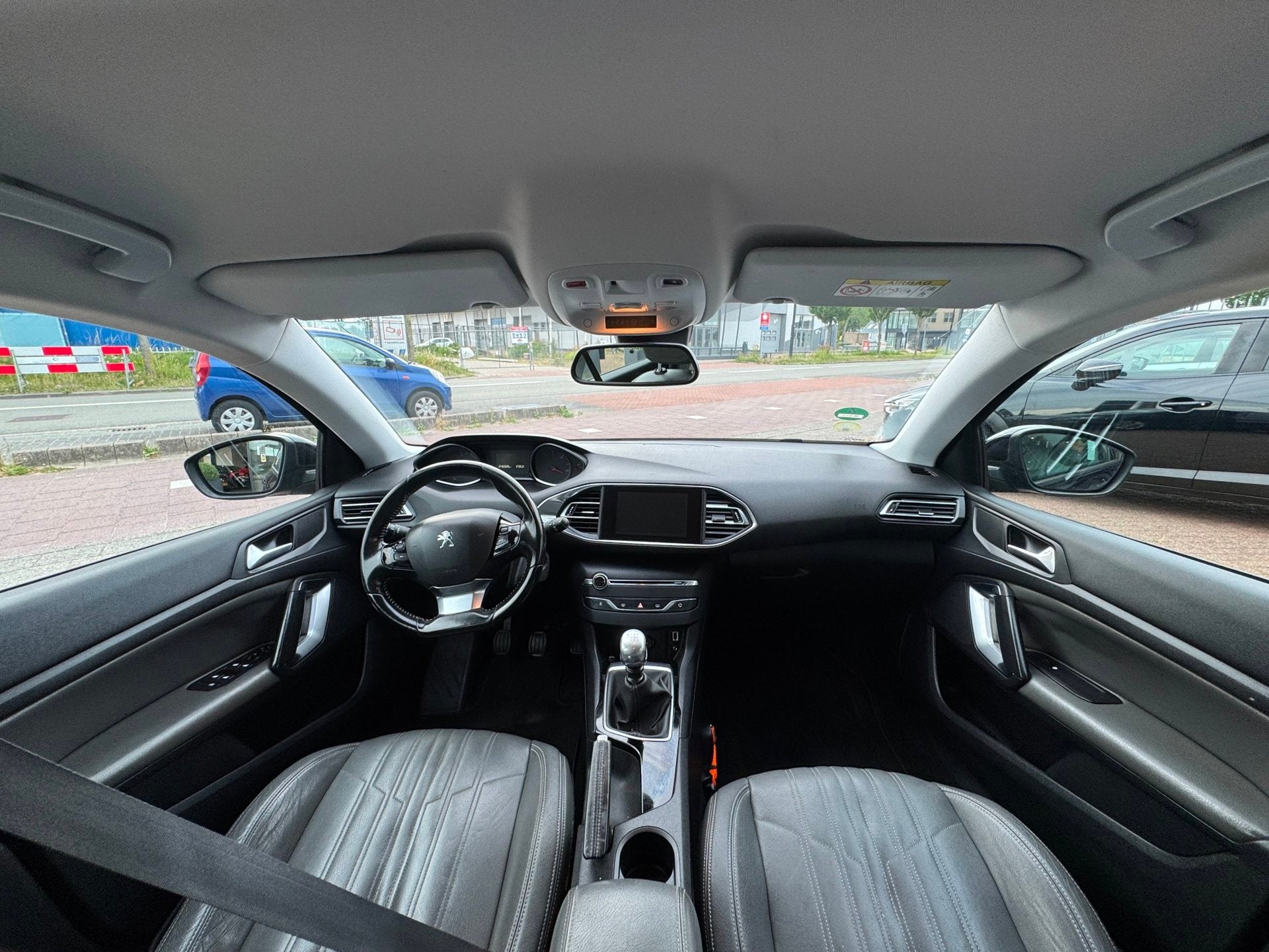 Peugeot 308 SW 1.6 BlueHDI Blue Lease Pack Leder|NAVI|Cruise, Auto's, Peugeot, Voorwielaandrijving, Gebruikt, 4 cilinders, Blauw