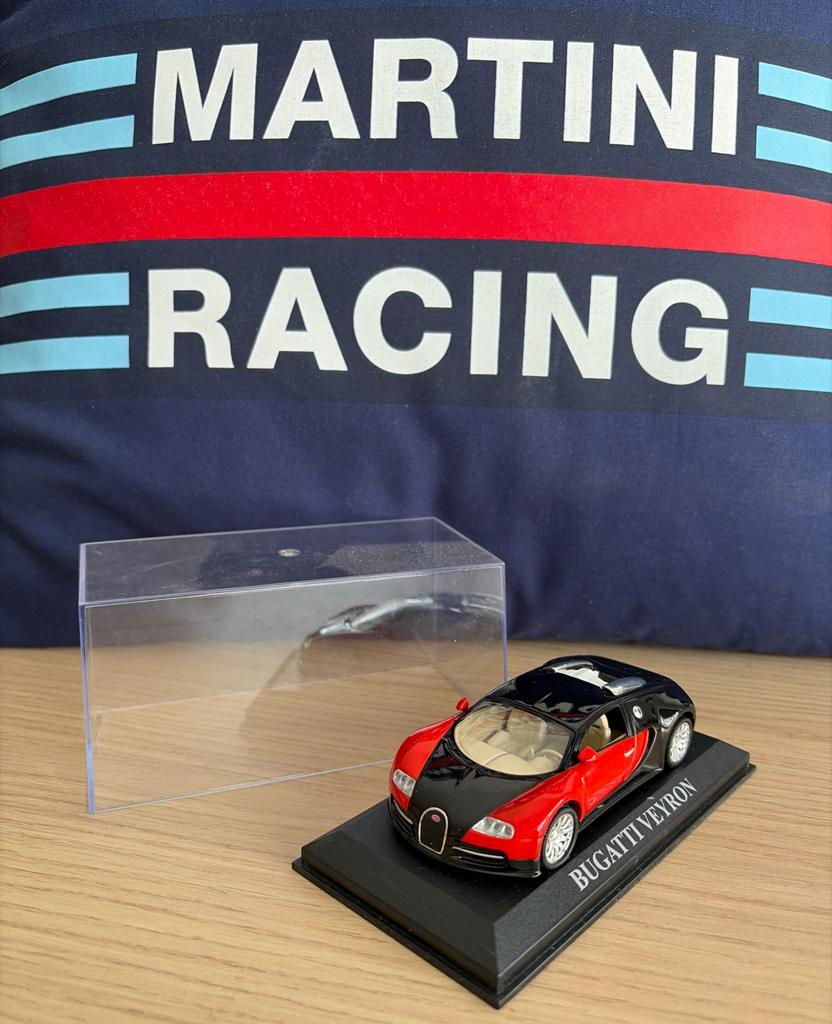 Bugatti Veyron - Rood/Zwart 1:43, Hobby en Vrije tijd, Modelauto's | 1:43, Ophalen of Verzenden, Zo goed als nieuw, Auto, Overige merken