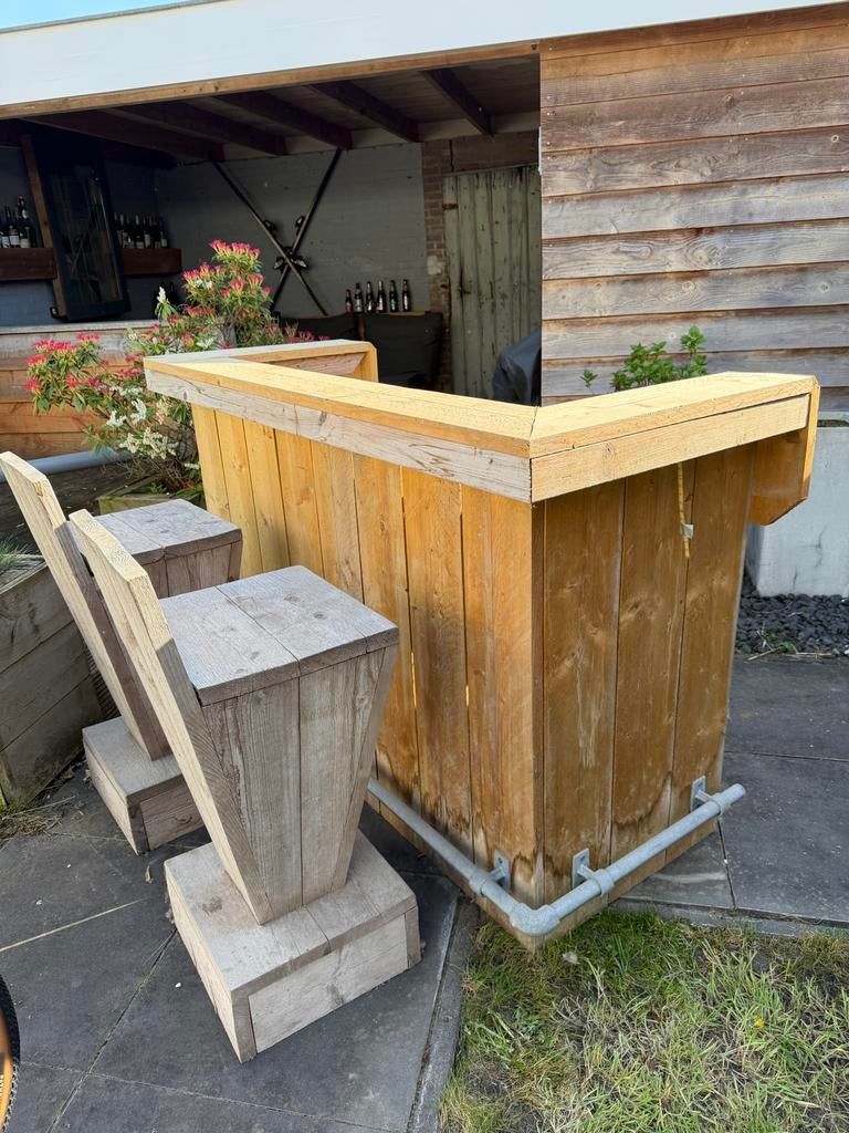 Steigerhouten bar en 2 barkrukken, Huis en Inrichting, Barren, Gebruikt, Inclusief barstoelen, Ophalen