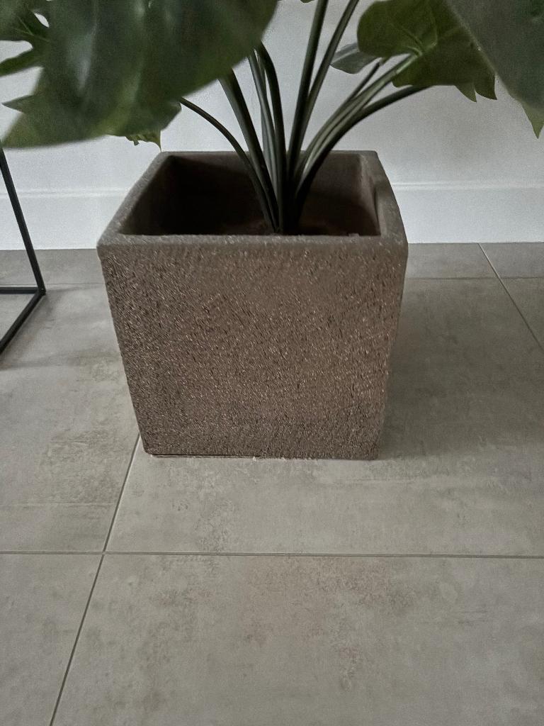 plantenbak, Ophalen, Zo goed als nieuw, Binnen
