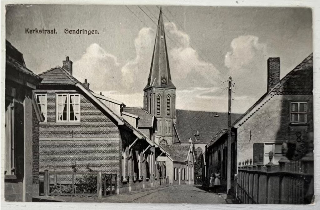 Oude Ansichtkaart - Gendringen - Kerkstraat (1926), Ophalen of Verzenden, 1920 tot 1940, Gelopen, Gelderland