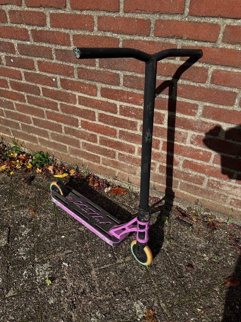 Stuntstep Madd Gear (MGP) MGX Shredder step Stuurhoogte 80cm, Ophalen, Gebruikt, Gewone step, Madd Gear MGP