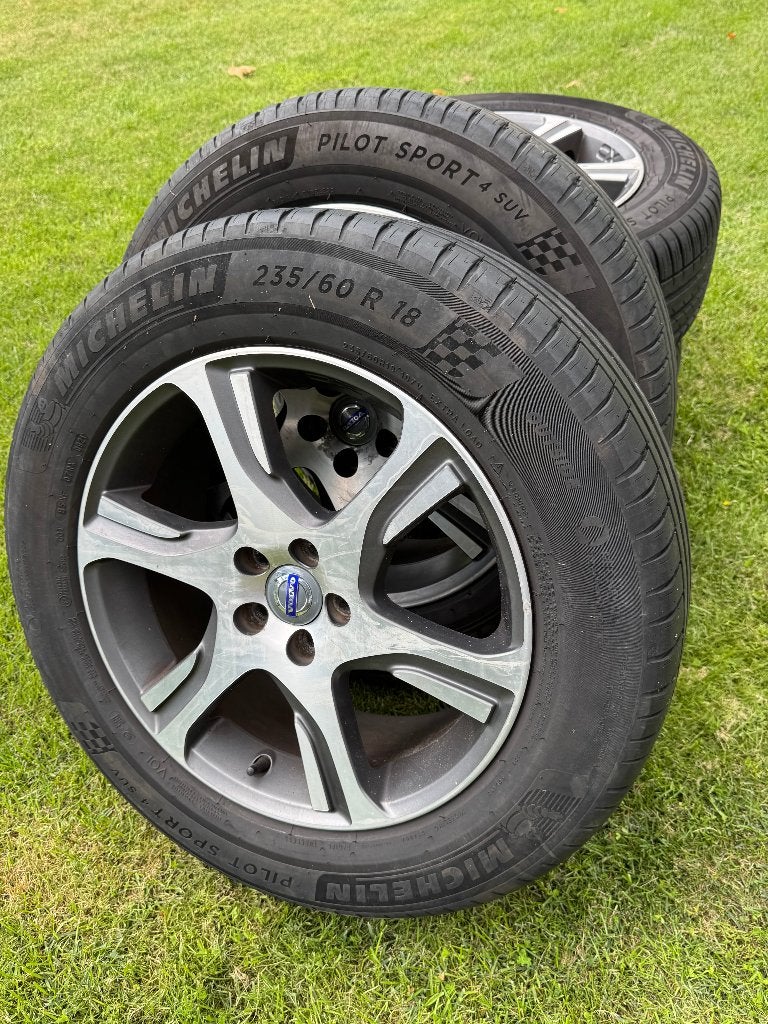 Set prima Michelin zomerbanden op velg Volvo 18 inch, Auto-onderdelen, Banden en Velgen, Ophalen, 18 inch, Gebruikt, Banden en Velgen
