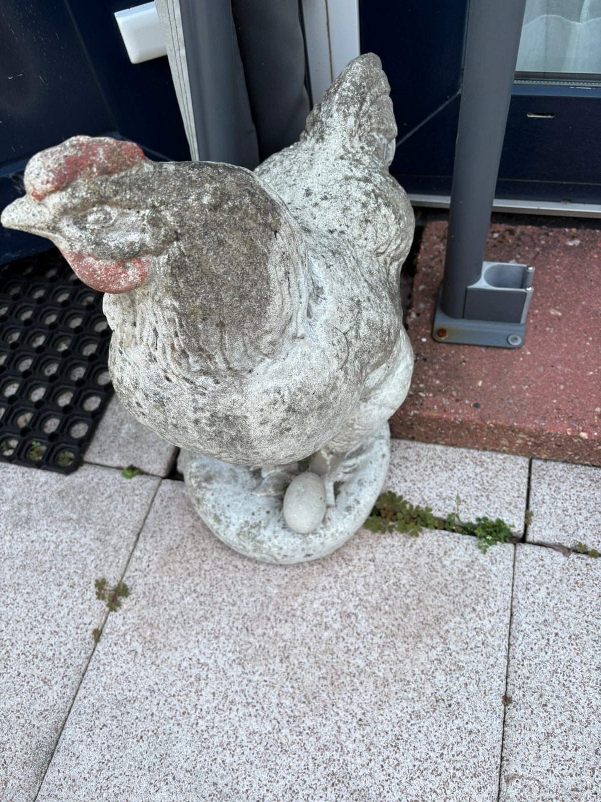 Grote  betonnen kip, Ophalen, Zo goed als nieuw