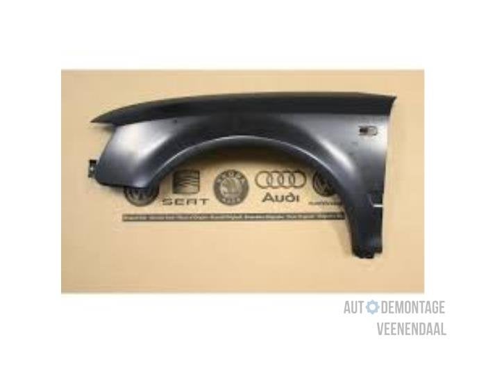 Scherm links-voor van een Audi A4, -, -, Nieuw, -
