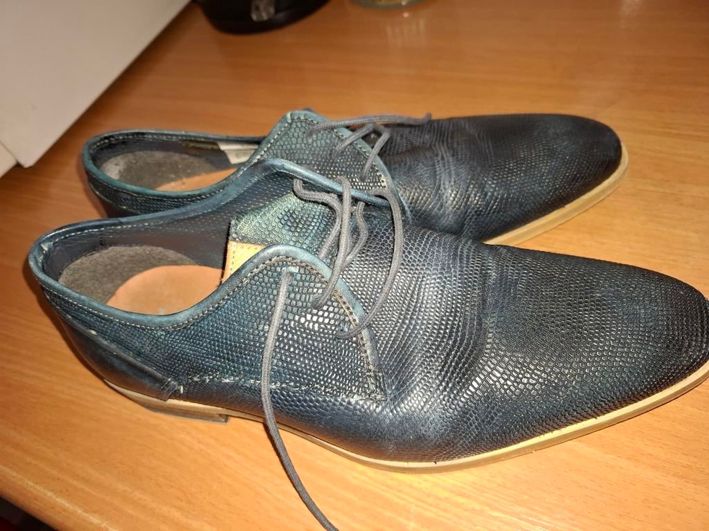 Nette blauwe veterschoenen met reptielprint vertice, Blauw, Ophalen of Verzenden, Zo goed als nieuw, Vertice