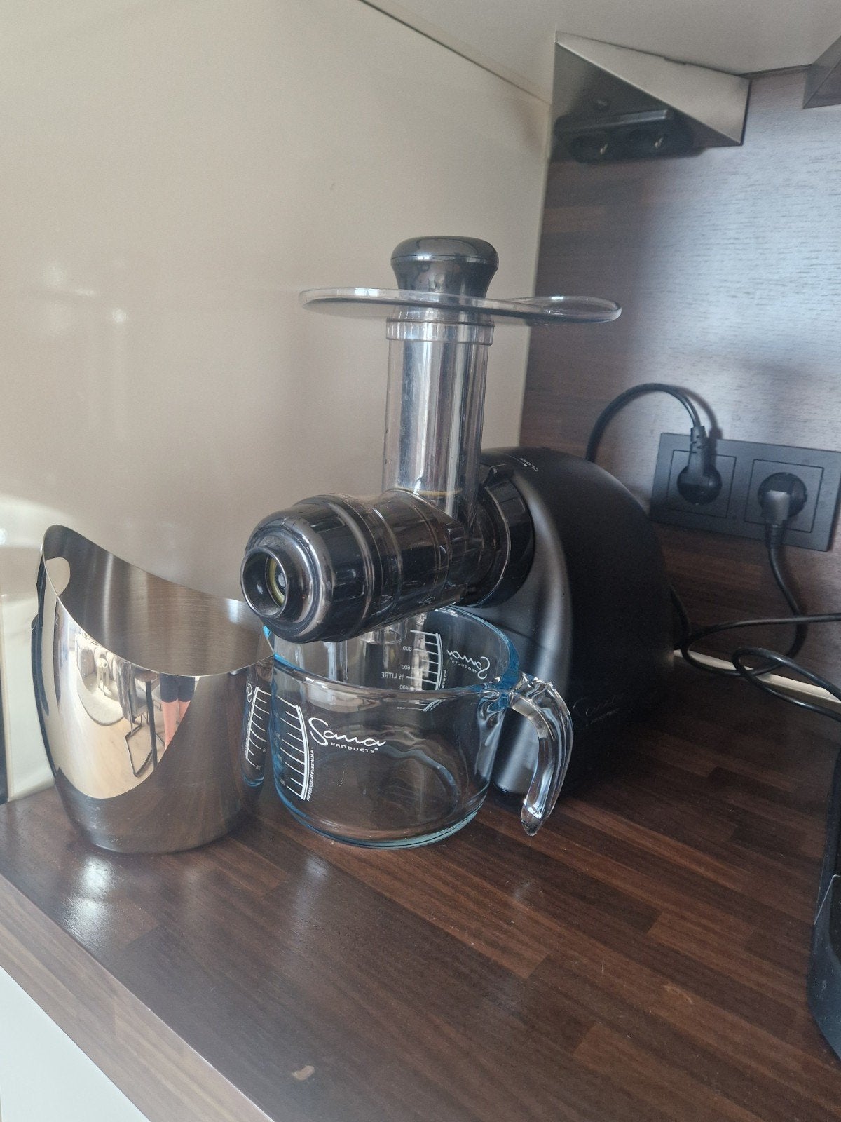 Sana 707 Slowjuicer Zwart, Ophalen of Verzenden, Zo goed als nieuw, Elektrisch, Slowjuicer