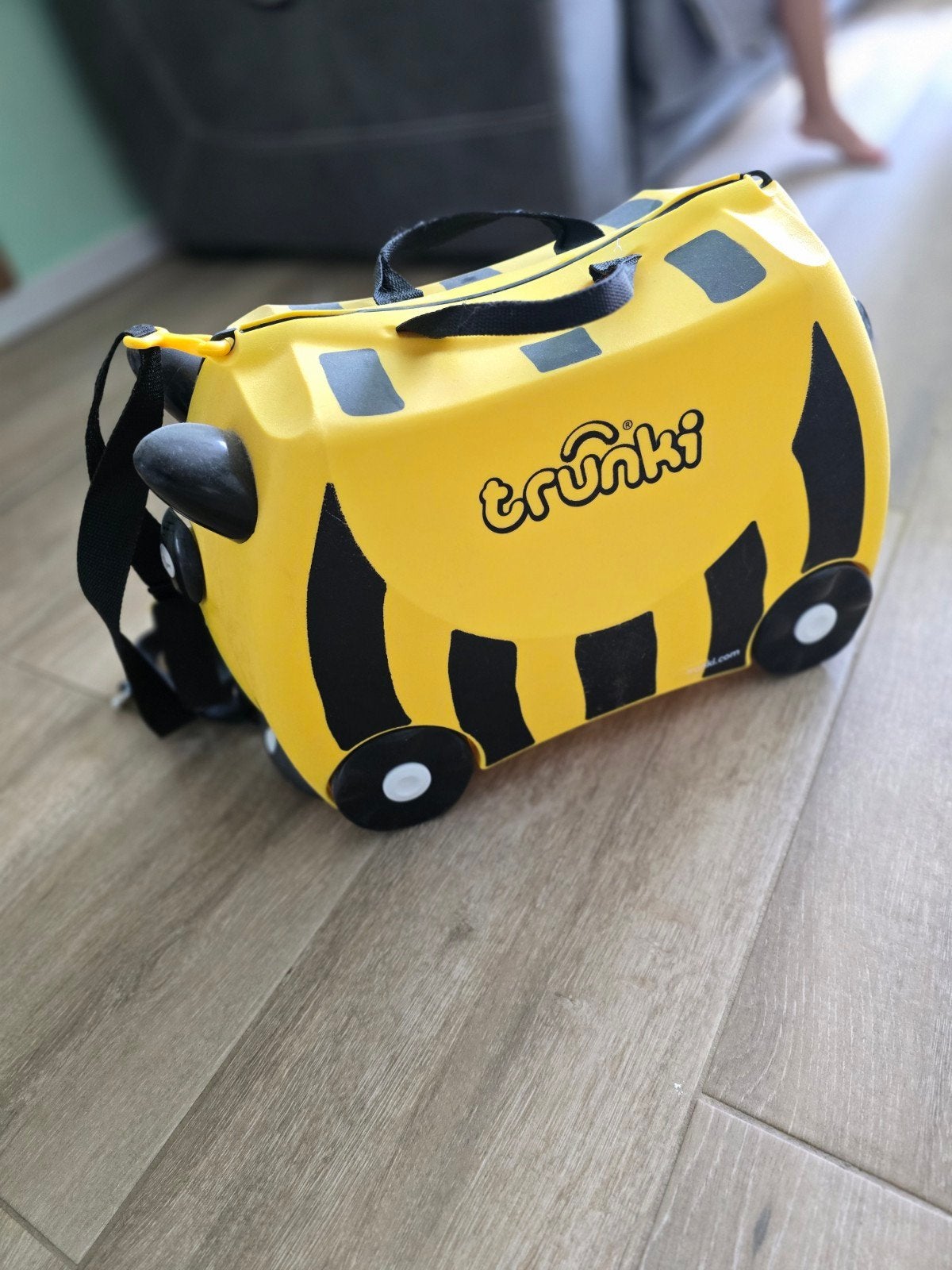 Trunki kinder koffer geel - Bijen design, Sieraden, Tassen en Uiterlijk, Tassen | Reistassen en Weekendtassen, Ophalen, Gebruikt