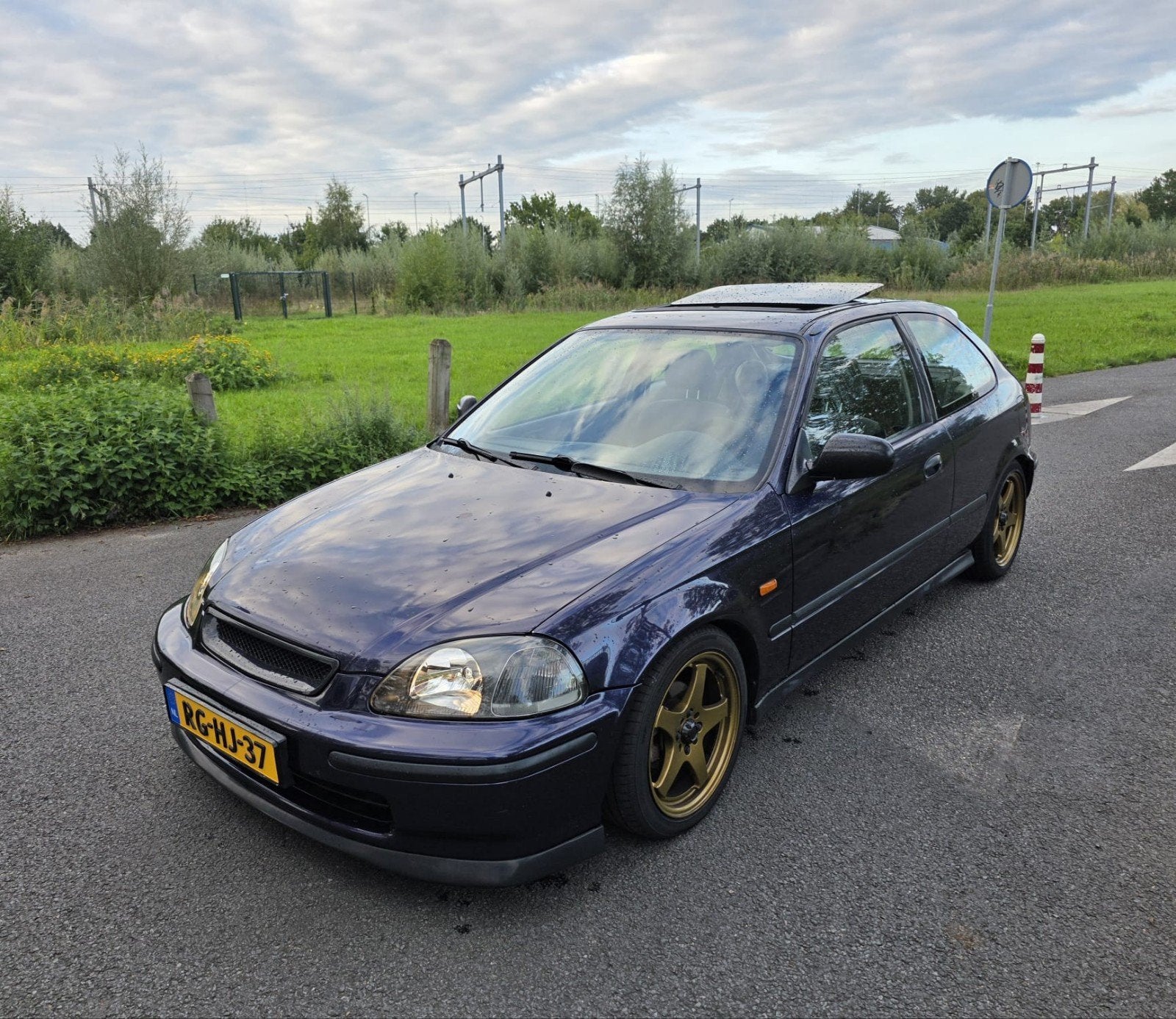 Honda Civic 1.4 I S AUT 1997 Paars, APK 01-2027, 40 €/maand, Origineel Nederlands, Particulier, 90 pk