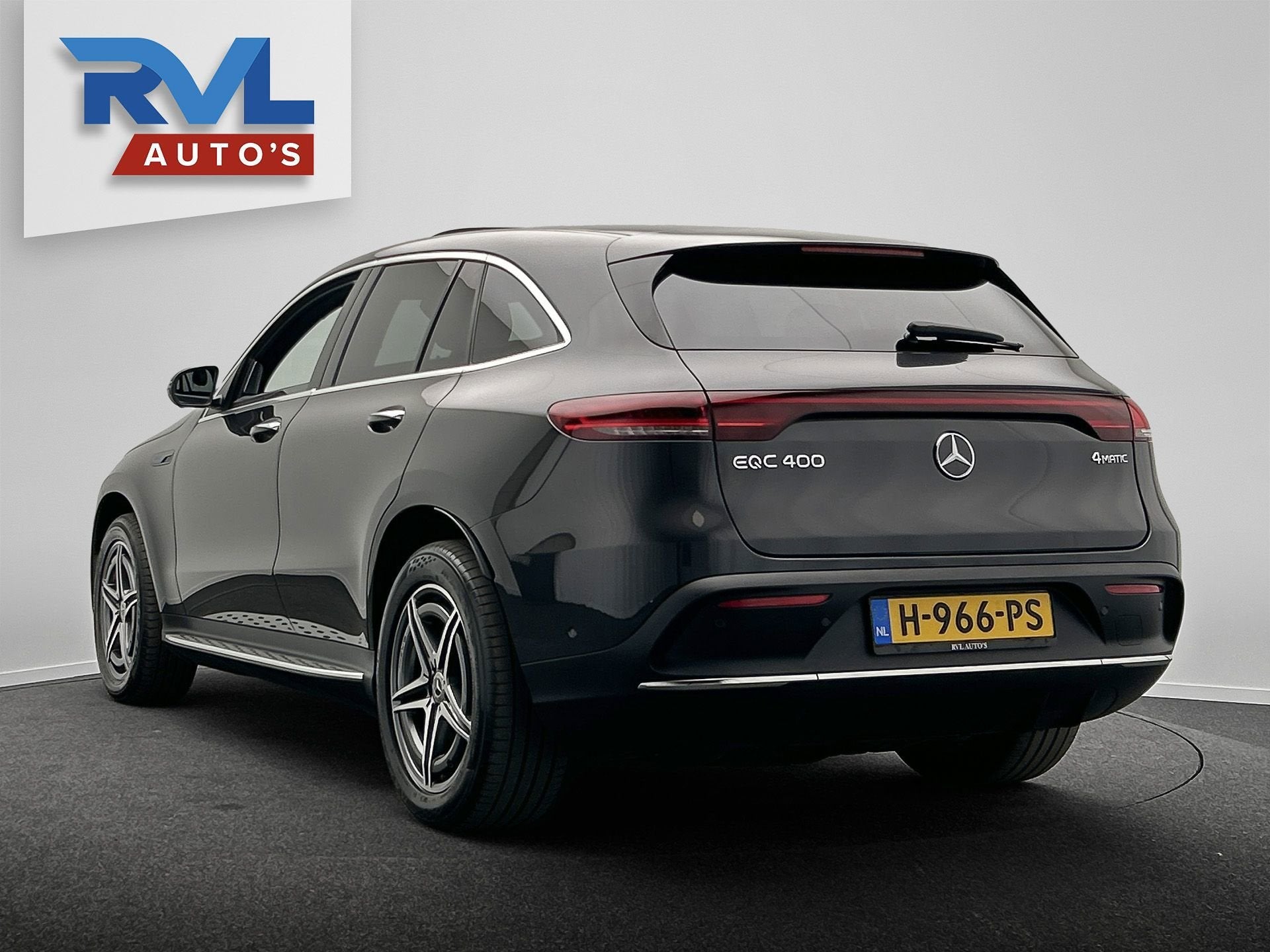 Mercedes-Benz EQC 400 4MATIC Premium Plus 80 kWh | Origineel, Zwart, 80 kWh, 1333 min, Origineel Nederlands