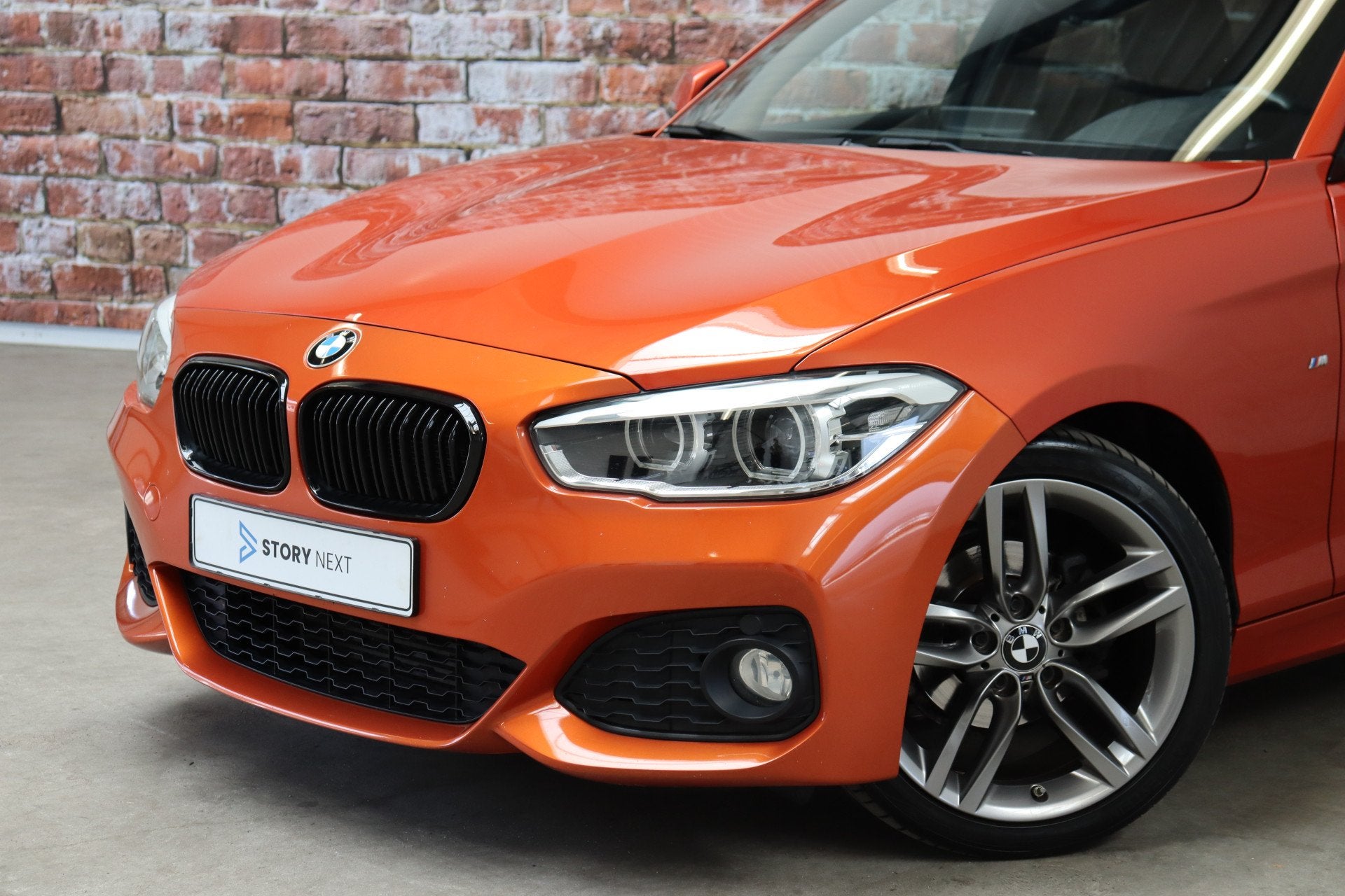BMW 1 Serie 118i Executive M Sport Pakket 5 deurs / Navigati, Auto's, 1-Serie, Overige kleuren, Alcantara, Origineel Nederlands