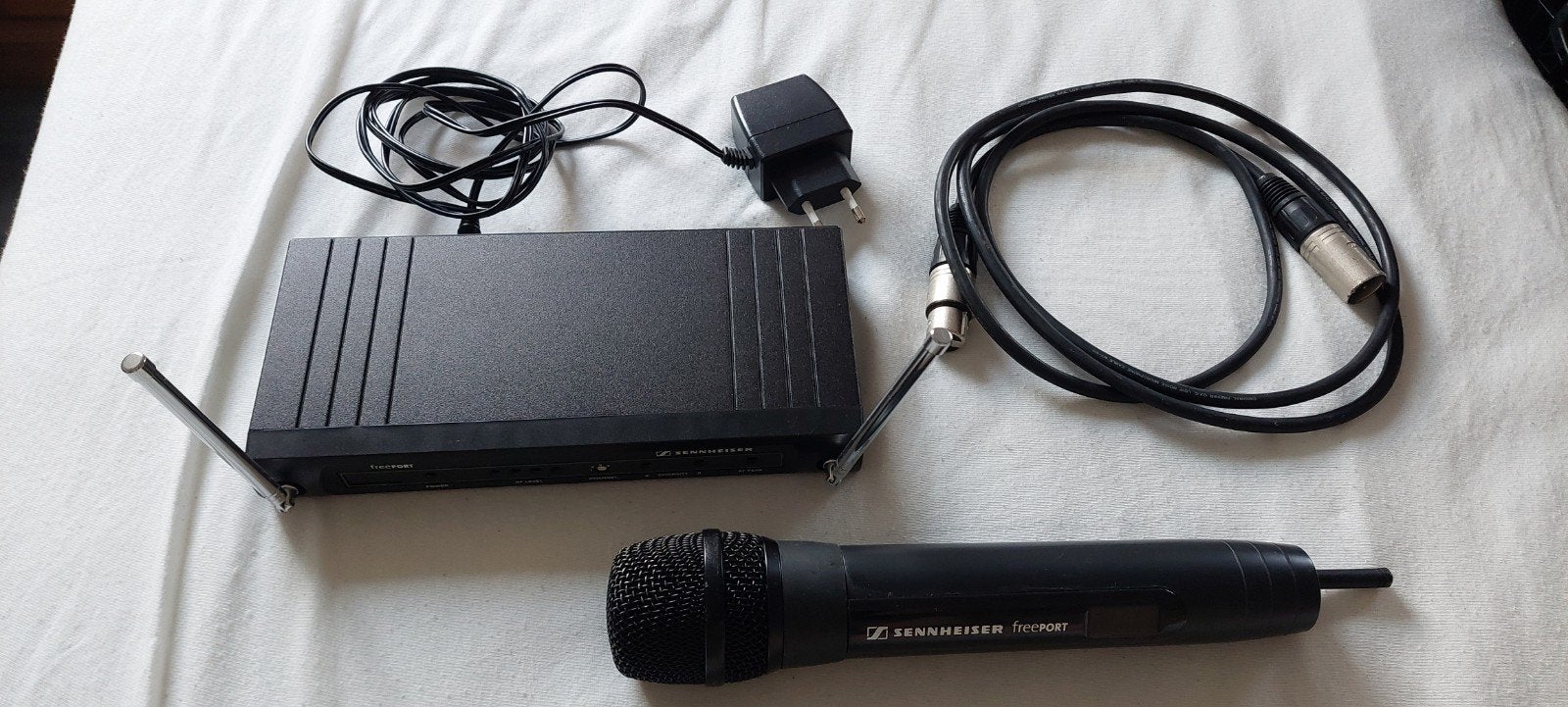 Sennheiser Freeport Draadloze Microfoon Set EM 1-E & SKM-3E, Muziek en Instrumenten, Microfoons, Ophalen, Gebruikt, Zangmicrofoon